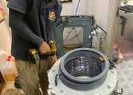 Vệ Sinh Máy Giặt Lồng Ngang LG Tại Chung Cư Bàu Cát 